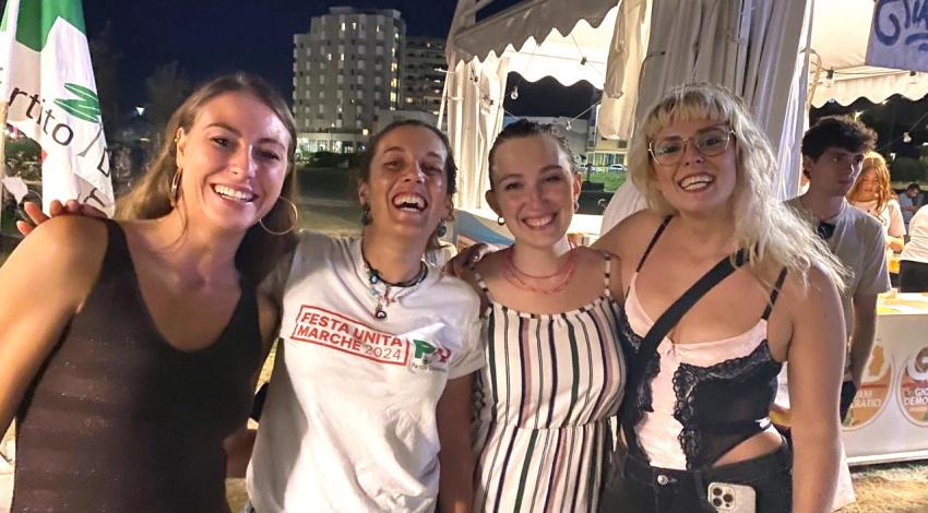 L'onlyfanser Giulia Leopardi al Festival dell'Unità